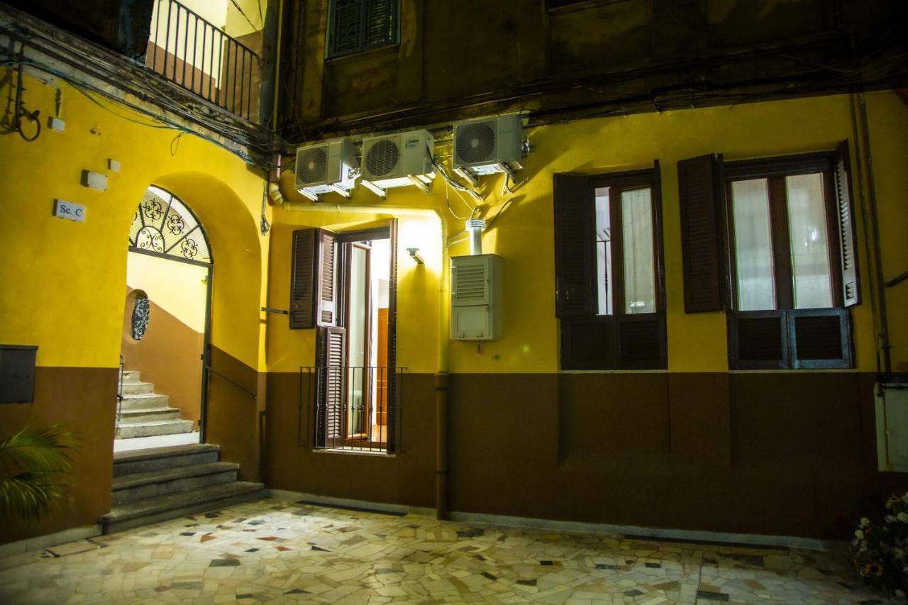 Cioppy Home نابولي المظهر الخارجي الصورة