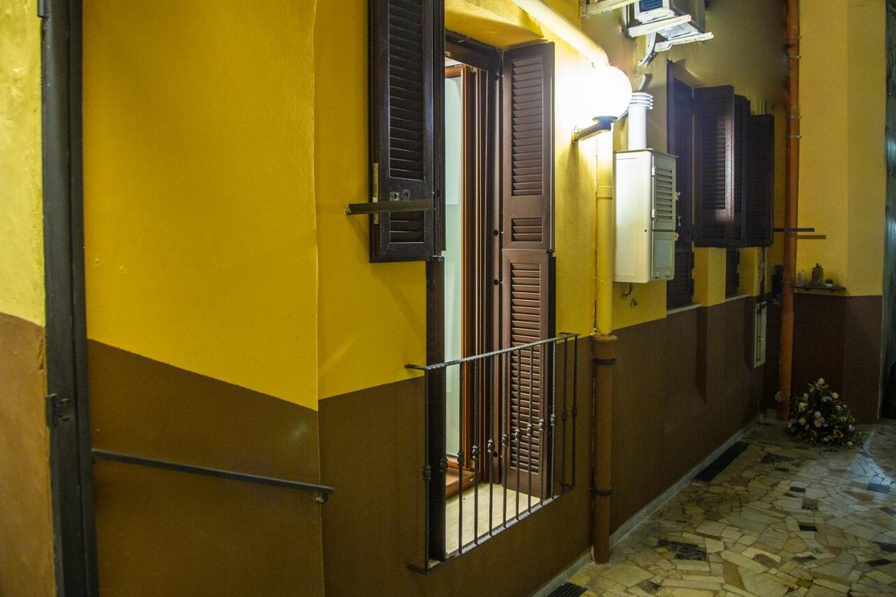Cioppy Home نابولي المظهر الخارجي الصورة