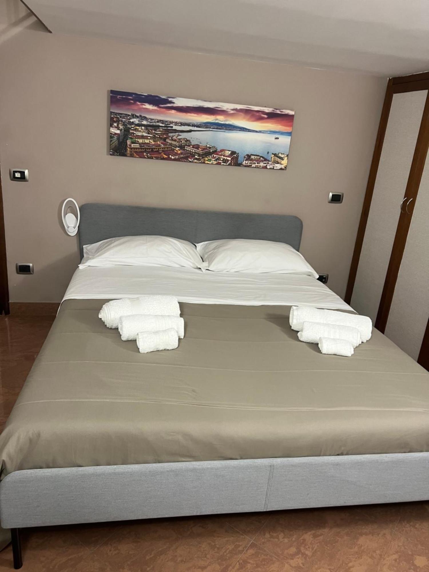 Cioppy Home نابولي المظهر الخارجي الصورة